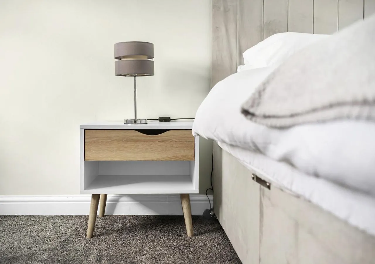 Uksas Two Bed Flat Park Front Apartment London United Kingdom