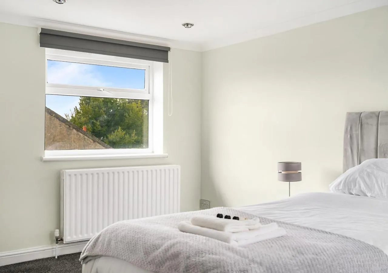 런던 Uksas Two Bed Flat Park Front 아파트
